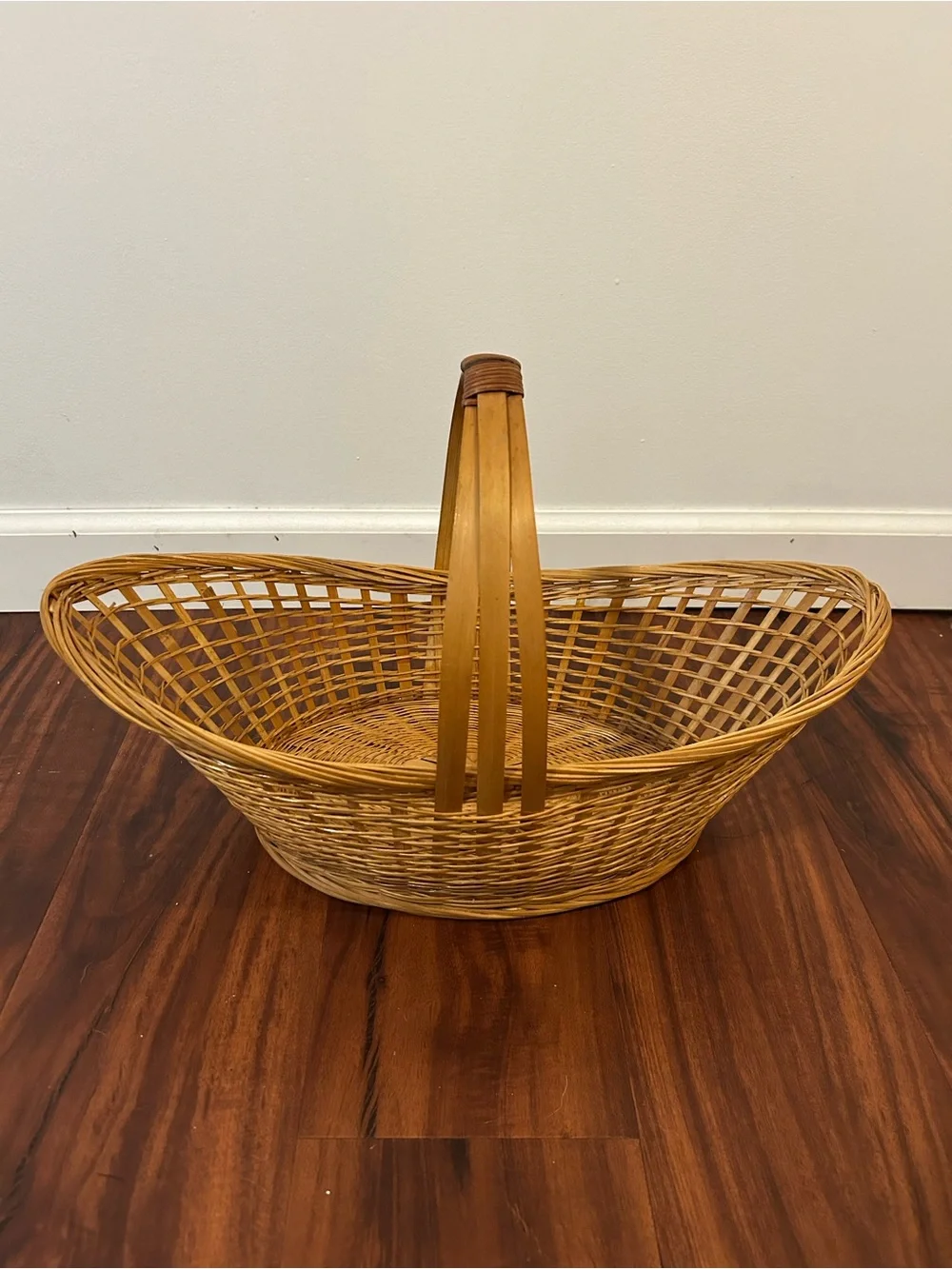 Vintage Sturdy Oval Wicker Woven Basket with Tall Handle - Honey Brown